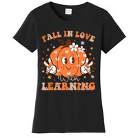 Retro Fall In Love With Learning Autumn Pumpkin Teacher Women's T-Shirt