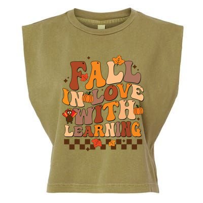 Retro Fall In Love Learning Teacher Pumpkin Spooky Teacher Garment-Dyed Women's Muscle Tee