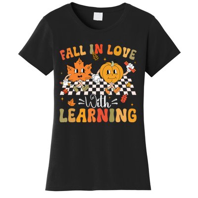 Retro Fall In Love With Learning Autumn Pumpkin Teacher Women's T-Shirt