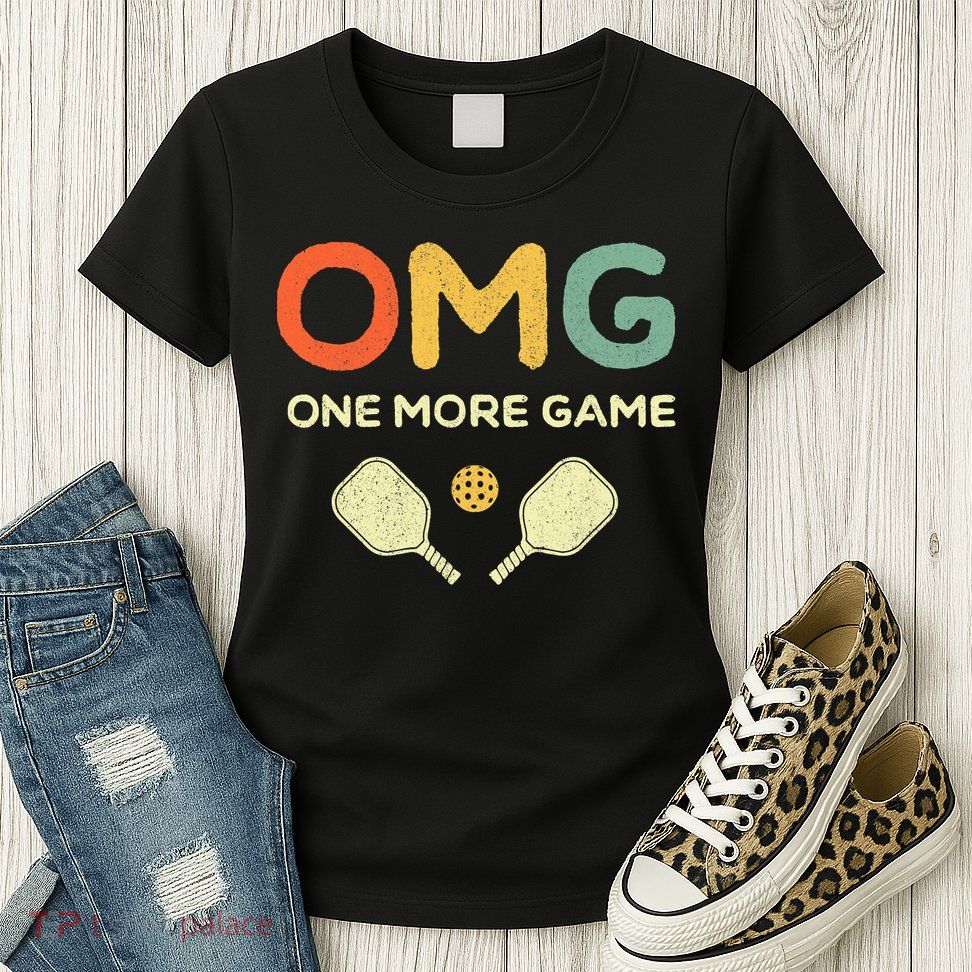 Retro Funny Pickleball Lover Pickle Ball Womens T-Shirt