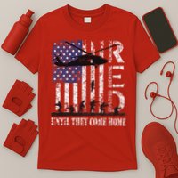 RED Friday Remember Everyone Deployed US Flag Army Vintage T-Shirt