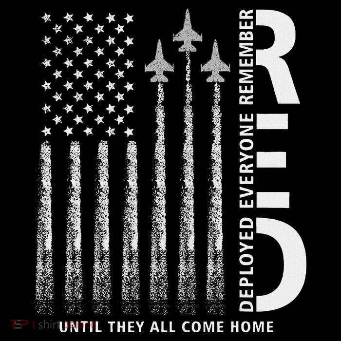 Red Friday Remember Everyone Deployed Military American Flag Cropped Pullover Crew