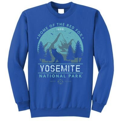 Red Fox Wilderness Gift Yosemite National Park California Sweatshirt