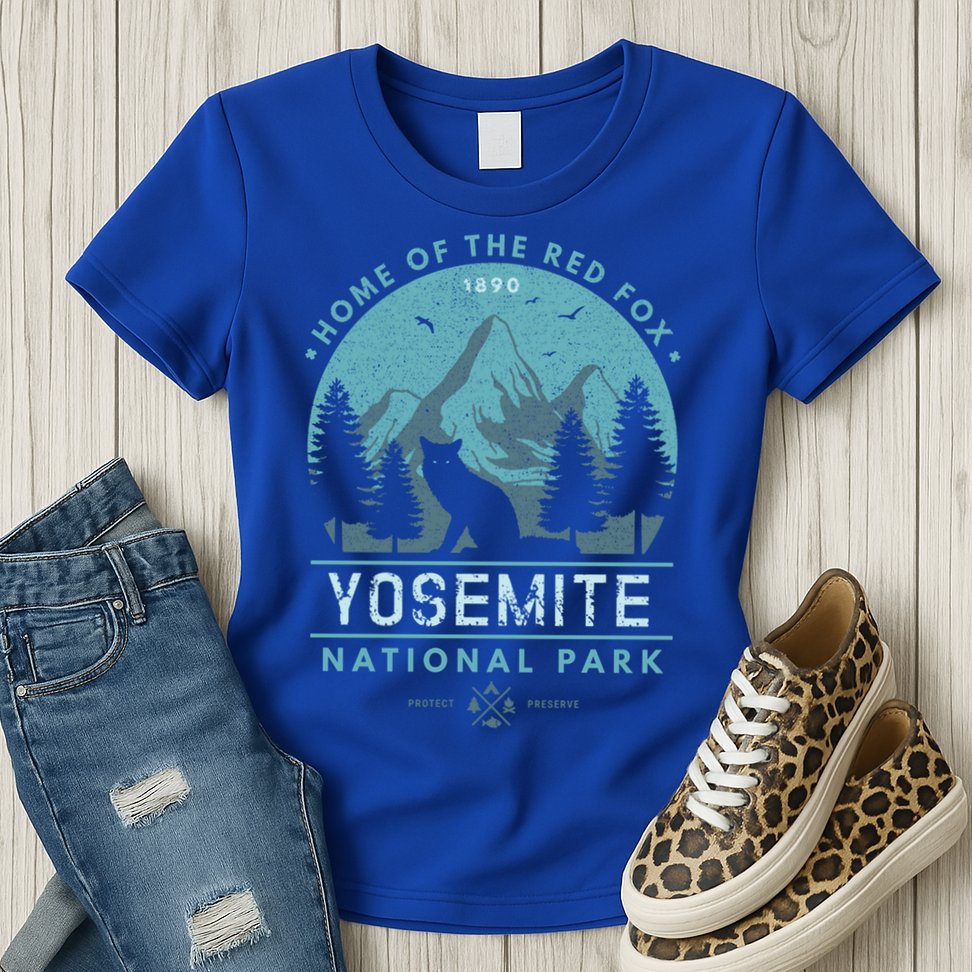 Red Fox Wilderness Gift Yosemite National Park California Womens T-Shirt