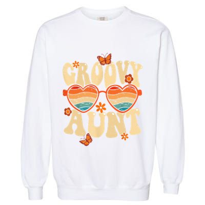 Retro Groovy Aunt 70s Aesthetic 1970's Mother's Day Garment-Dyed Sweatshirt