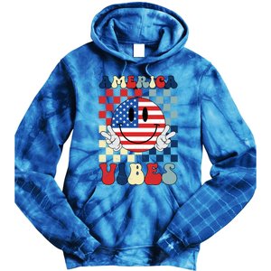 Retro Groovy America Vibes Usa Flag Indepedence Day July 4th Funny Gift Tie Dye Hoodie