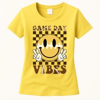 Retro Game Day Vibes Smiley Emoji Football Fan Womens T-Shirt