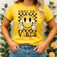 Retro Game Day Vibes Smiley Emoji Football Fan Womens T-Shirt