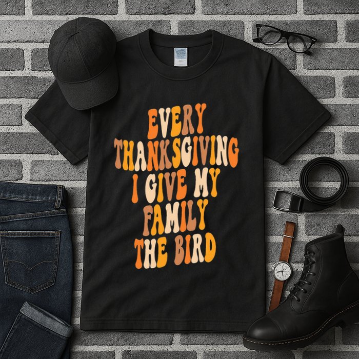 Retro Groovy Every Thanksgiving I Give My Family The Bird Tall T-Shirt