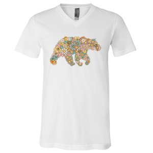 Retro Groovy Floral Bear Spring Nature Bear Lovers V-Neck T-Shirt