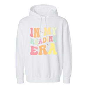 Retro Groovy In My Reading Era Book Lovers Book Reader Gift Garment-Dyed Fleece Hoodie