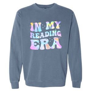 Retro Groovy In My Reading Era Book Lovers Book Reader Gift Garment-Dyed Sweatshirt