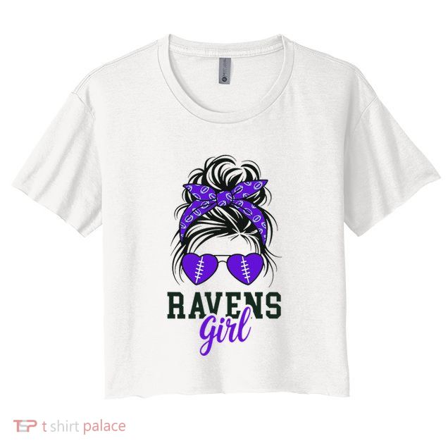 R.A.V.E.N.S Girl Just A Girl Who Loves Crop Top