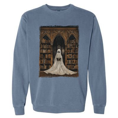 Reading Ghost Library Halloween Librarian Book Lovers Garment-Dyed Sweatshirt