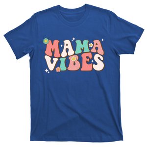 Retro Groovy Mama Vibes Mothers Day Hippie Mommy Trendy Cool Gift T-Shirt