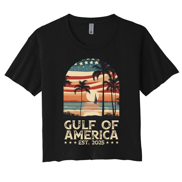 Retro Gulf Of Usa America Est 2025 American Flag Gulf Mexico Crop Top