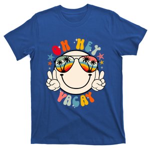 Retro Groovy Oh Hey Vacay Summer Vacation Beach Trip Vibes Gift T-Shirt