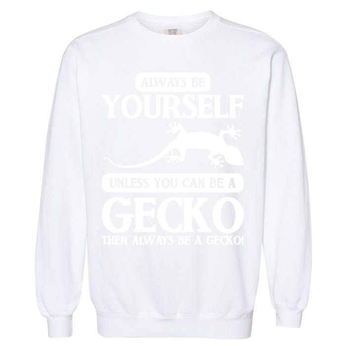 Reptile Gecko Garment-Dyed Sweatshirt