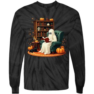 Retro Ghost Reading Books Halloween Teacher 2024 Tie-Dye Long Sleeve Shirt