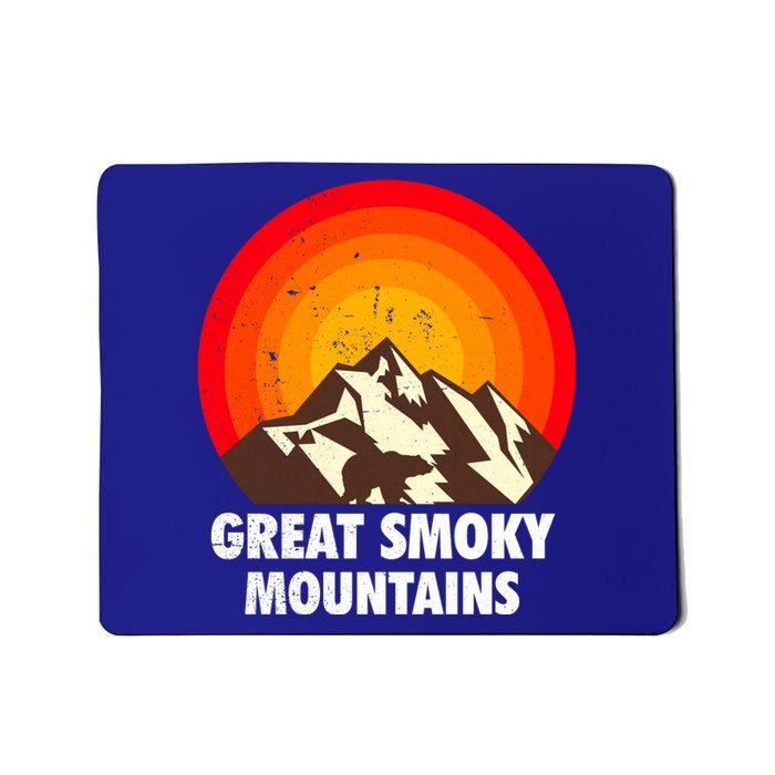 Retro Great Smoky Mountains National Park Bear Vintage Gift Mousepad