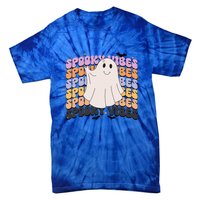 Retro Groovy Spooky Vibes Boo Ghost Halloween Costume Cool Gift Tie-Dye T-Shirt