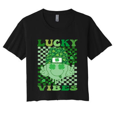 Retro Groovy St Patricks Day Lucky Vibes Hippie Smile Face Gift Crop Top