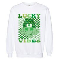 Retro Groovy St Patricks Day Lucky Vibes Hippie Smile Face Gift Garment-Dyed Sweatshirt