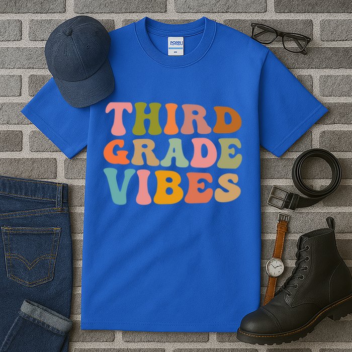 Retro Groovy Third Grade Vibes 3Rd Grade First Day Of School Gift Tall T-Shirt