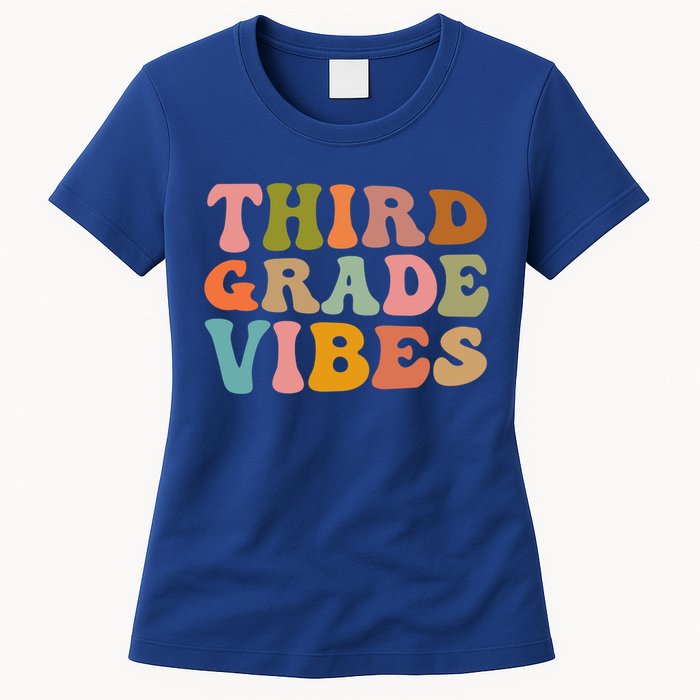 Retro Groovy Third Grade Vibes 3Rd Grade First Day Of School Gift Womens T-Shirt