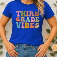 Retro Groovy Third Grade Vibes 3Rd Grade First Day Of School Gift Womens T-Shirt
