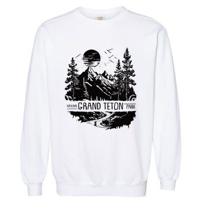 Retro Grand Teton National Park Us Vintage Grand Teton Garment-Dyed Sweatshirt