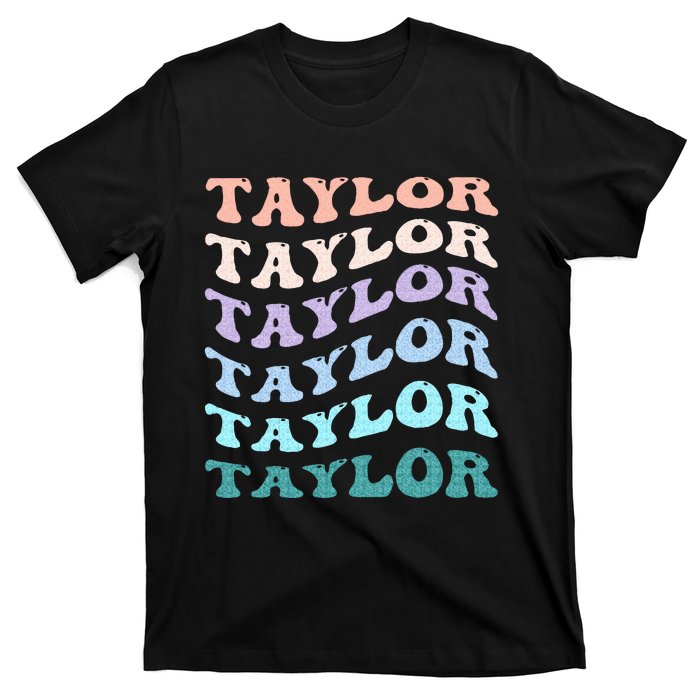 Retro Groovy T.AYLOR First Name Personalized Birthday T-Shirt