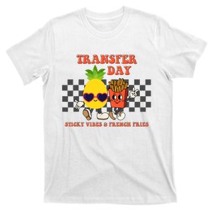 Retro Groovy Transfer Day Sticky Vibes Ivf Couple Embryo T-Shirt