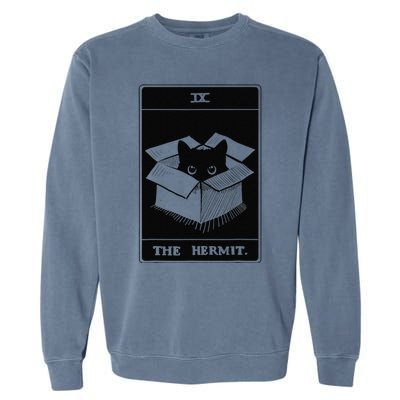 Retro Halloween Black Cat The Hermit Tarot Card Witchcraft Garment-Dyed Sweatshirt