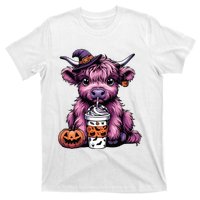 Retro Highland Cow Witch Halloween Highland Cow Lover Women T-Shirt