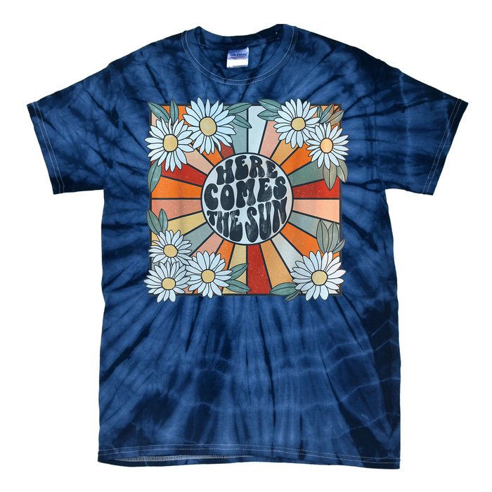 Retro Here Comes The Sun Floral Summer Family Vacation Happy Tie-Dye T-Shirt