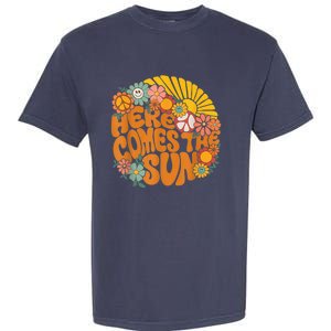 Retro Here Comes The Sun Floral Summer Family Vacation Happy Garment-Dyed Heavyweight T-Shirt