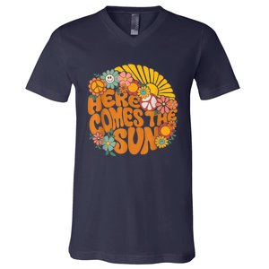 Retro Here Comes The Sun Floral Summer Family Vacation Happy V-Neck T-Shirt