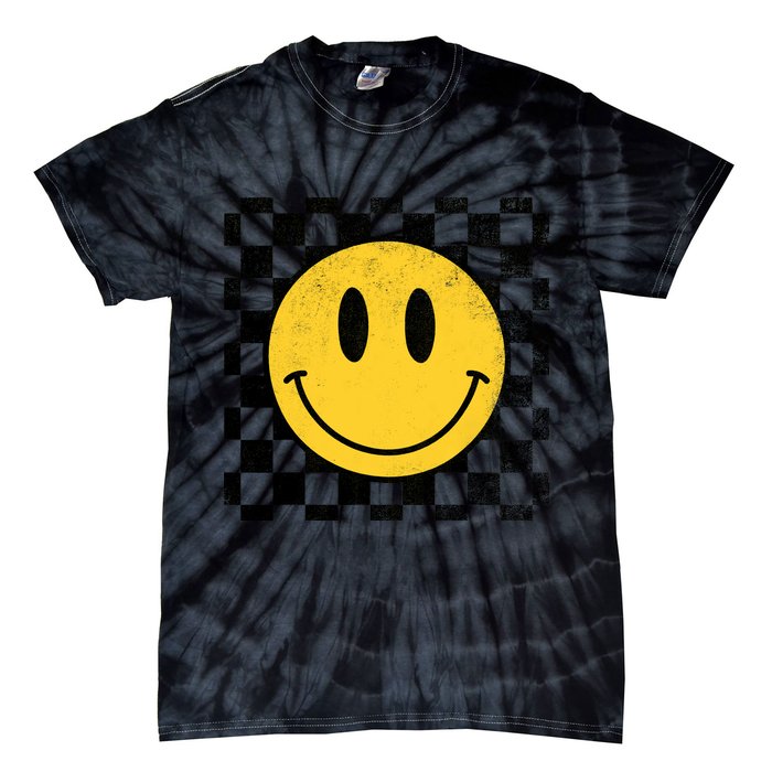 Retro Happy Face 70s Distressed Checkered Pattern Smile Face Tie-Dye T-Shirt