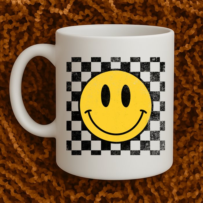 Retro Happy Face 70s Distressed Checkered Pattern Smile Face Mug