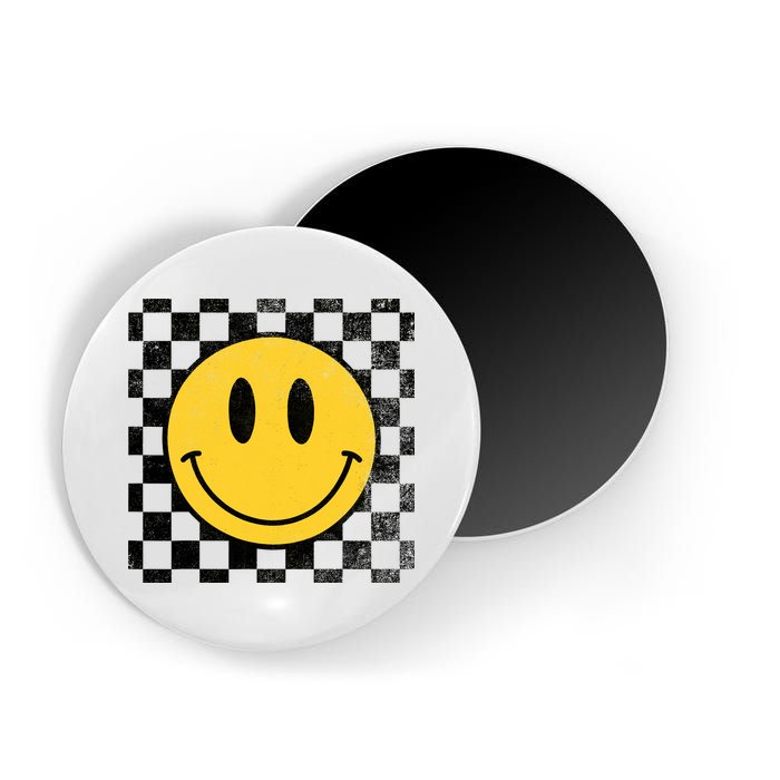 Retro Happy Face 70s Distressed Checkered Pattern Smile Face Magnet