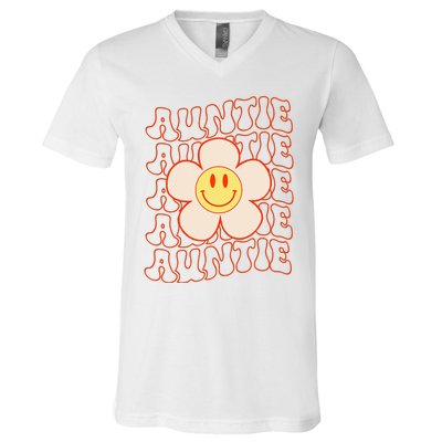 Retro Happy Face Aunt Auntie Groovy Daisy Flower Smile Face V-Neck T-Shirt