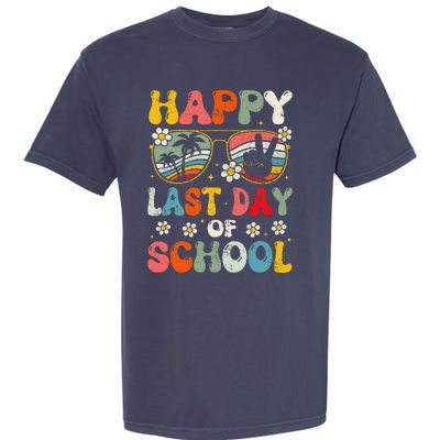 Retro Happy Last Day Of School Teacher Student Hello Summer Garment-Dyed Heavyweight T-Shirt