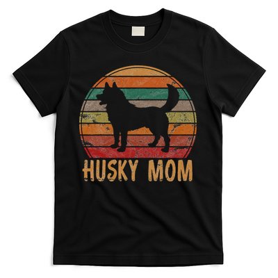 Retro Husky Mom Gift Dog Mother Pet Siberian Huskies Mama T-Shirt