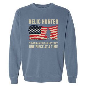 Relic Hunter Metal Detector Treasure Hunting US Flag Garment-Dyed Sweatshirt