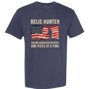 Relic Hunter Metal Detector Treasure Hunting US Flag Garment-Dyed Heavyweight T-Shirt