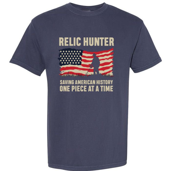 Relic Hunter Metal Detector Treasure Hunting US Flag Garment-Dyed Heavyweight T-Shirt