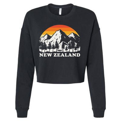 Retro Hiking Mountains New Zealand Cropped Pullover Crew