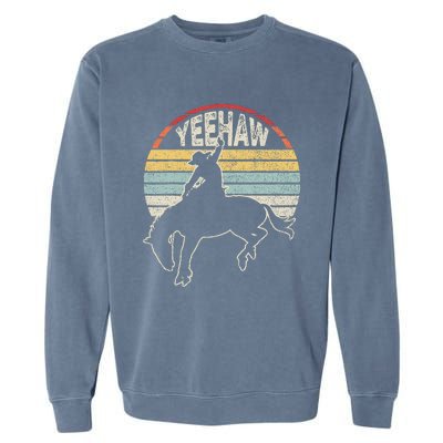 Retro Horse Riding Yeehaw Rodeo Cowboy Western Country Garment-Dyed Sweatshirt