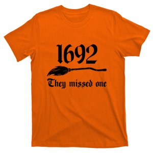 Retro Halloween Salem 1692 They Missed One Witch Gift T-Shirt